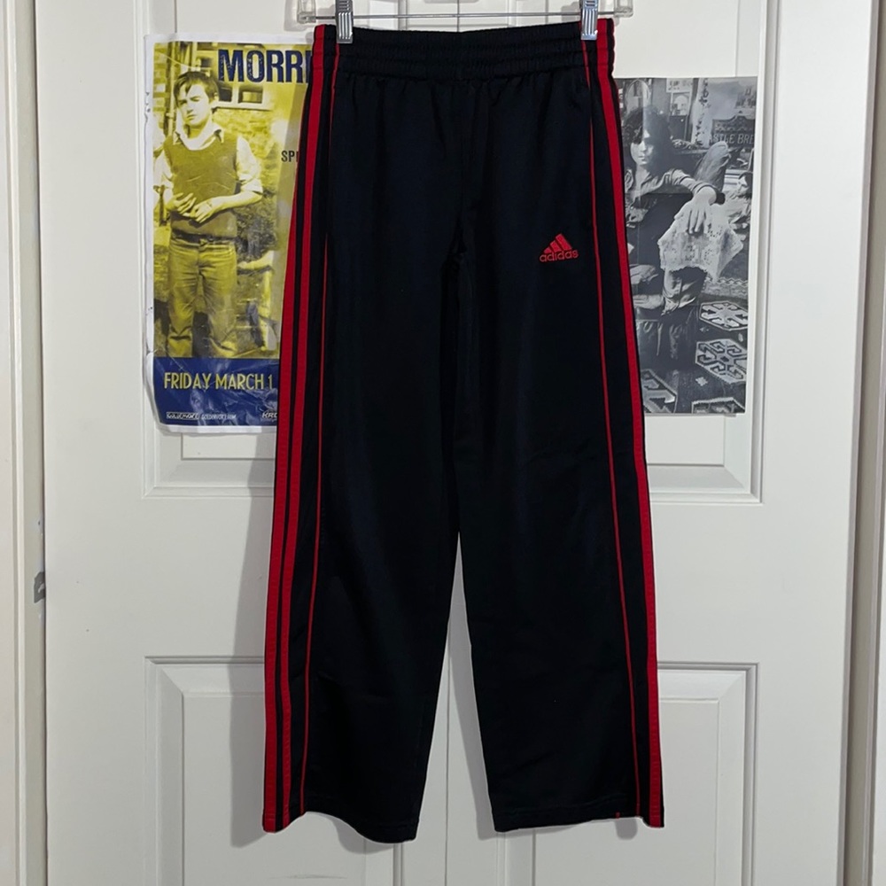 Kids ADIDAS Black & Red track pants♥️🖤